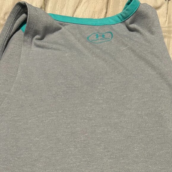 Under Armour Tank - Picture 1 of 3